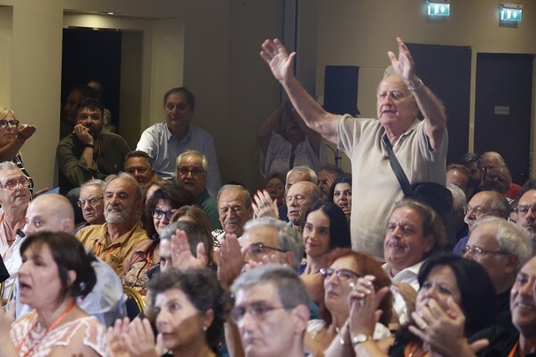 Πρόταση μομφής κατά Κασσελάκη: Κάλπη στον ΣΥΡΙΖΑ, αφού «πέρασε» η πρόταση Πολάκη και «87»