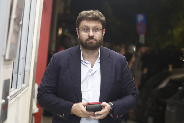Η επόμενη μέρα στον ΣΥΡΙΖΑ: Ο «έκπτωτος» Κασσελάκης, οι προπηλακισμοί και οι «μνηστήρες» της προεδρίας