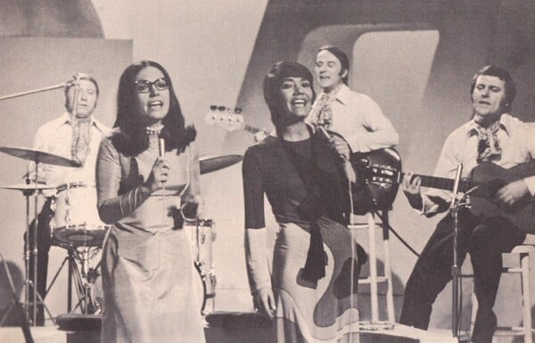 Μαρινέλλα: Η μεγάλη Κυρία του ελληνικού τραγουδιού στη σχεδόν 70χρονη καλλιτεχνική διαδρομή της