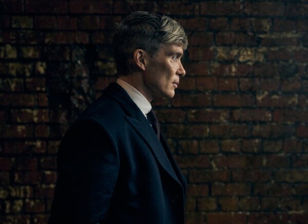 Peaky Blinders: Οι πρώτες φωτογραφίες του Κίλιαν Μέρφι από τα γυρίσματα της ταινίας