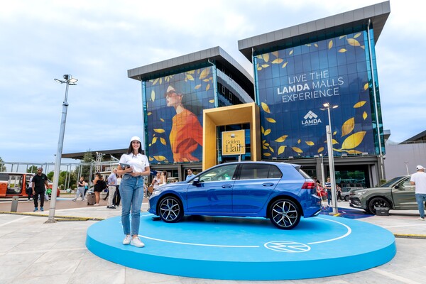Ολοκληρώθηκε με επιτυχία το Volkswagen Festival για τα 50 χρόνια Golf με ένα iconic live performance του κορυφαίου Έλληνα σταρ Σάκη Ρουβά