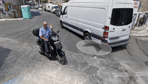 Μπείτε μέσα, πάμε στην Αθήνα