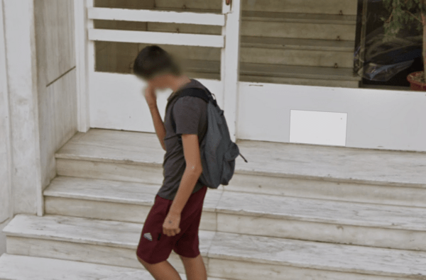 Μπείτε μέσα, πάμε στην Αθήνα