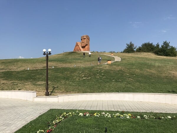 Όταν τα πνευματικά δικαιώματα μεταλλάσσουν το δικαίωμα στη μνήμη