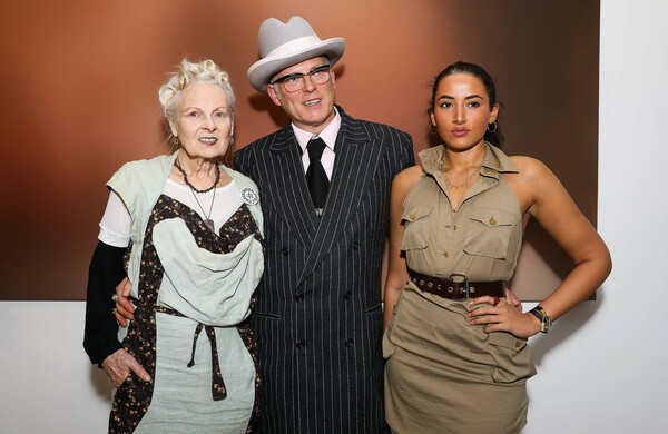 «Η γιαγιά μου, η Vivienne Westwood, ήταν για πολύ καιρό δυσαρεστημένη»