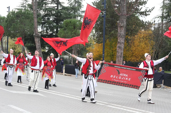 Την ημέρα ανεξαρτησίας της Αλβανίας γιόρτασαν στα Τίρανα