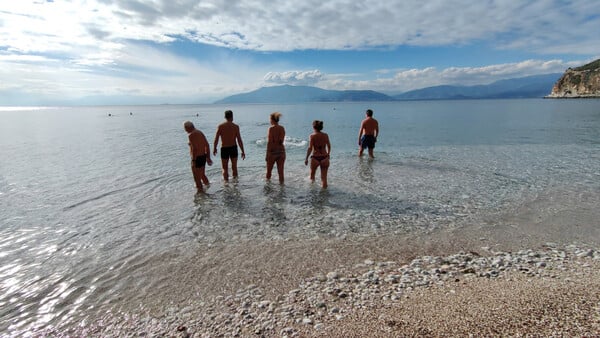 ΧΕΙΜΕΡΙΝΟΙ ΚΟΛΥΜΒΗΤΕΣ