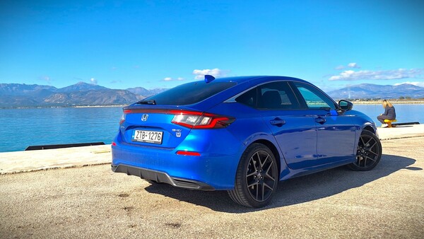 Στον αστερισμό του Honda Civic e:HEV