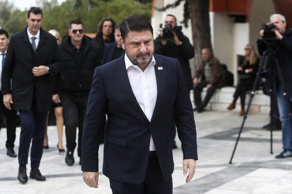 Κηδεία Νίκου Σαργκάνη: Το τελευταίο αντίο στον «Φάντομ» των γηπέδων
