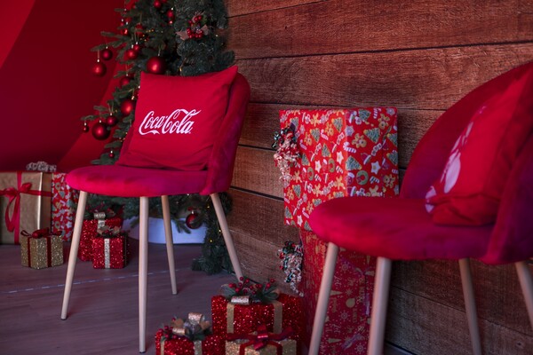 Η Coca-Cola ενώνει τις δυνάμεις της με το «Μπορούμε» για να φτάσει η μαγεία των Χριστουγέννων σε όσους έχουν ανάγκη