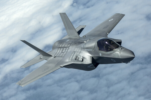 Η επίθεση του Μασκ στα F-35 και η συζήτηση για τα «ακριβά» μαχητικά αεροσκάφη