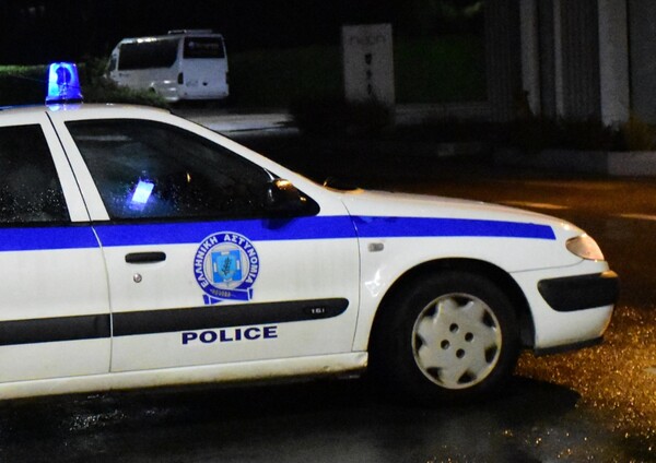 Εξάρχεια: Επίθεση με σίδερο σε 29χρονη - Κινδυνεύει να χάσει το μάτι της