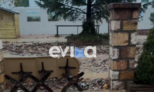 Κακοκαιρία - Λουτρά Αιδηψού: Καλυμμένοι με λάσπη οι δρόμοι