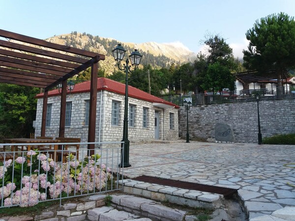 Αργυρό Πηγάδι 
