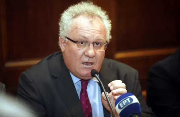 Πέθανε ο Γιάννης Αδαμόπουλος, πρώην πρόεδρος του Δικηγορικού Συλλόγου Αθηνών