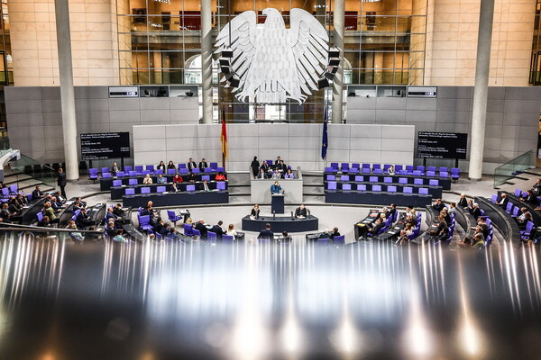 Γερμανία: Το υπουργείο Άμυνας και η Bundeswehr αποχωρούν από το X του Έλον Μασκ