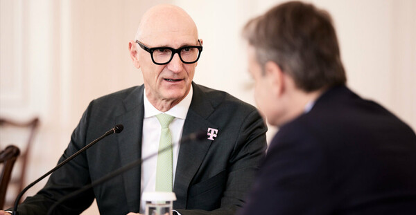 Συνάντηση Μητσοτάκη με τον CEO Telekom: «Η Ελλάδα μπροστά από τη Γερμανία στην ψηφιοποίηση»