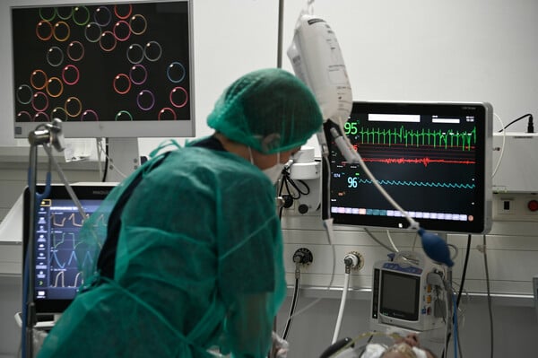 Ηράκλειο: Ο 3χρονος δίνει μάχη στη ΜΕΘ - Συγκλονισμένοι οι γιατροί του ΠΑΓΝΗ