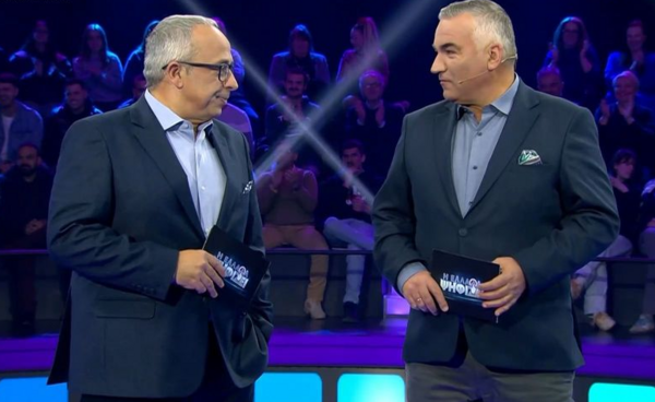  Η Ελλάδα ψήφισε ποιος χόρεψε το καλύτερο ζεϊμπέκικο: Παύλος Ντε Γκρες ή Βασίλης Μπισμπίκης