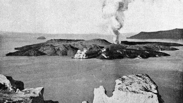 Μια έκρηξη στο ηφαίστειο της Σαντορίνης πριν από έναν αιώνα