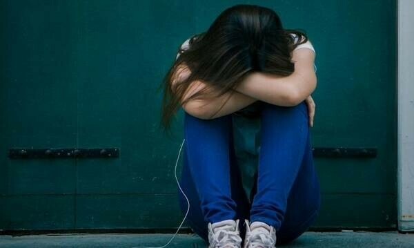 Κρήτη: Μαθήτρια αποκάλυψε στην ψυχολόγο του σχολείου ότι την κακοποίησε σεξουαλικά ο πατέρας της