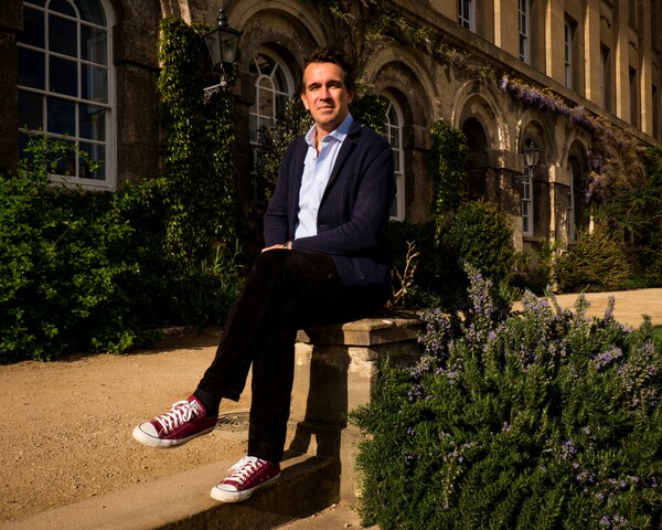 Peter Frankopan: «Αν δεν μας αρέσουν οι ηγέτες που ψηφίζουμε, ας κατηγορήσουμε τον εαυτό μας»