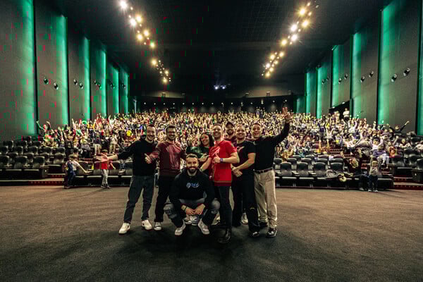 Η ταινία των Υoutubers «Αντίπαλοι για Καλό» σπάει ταμεία και έρχεται σε όλη την Ελλάδα