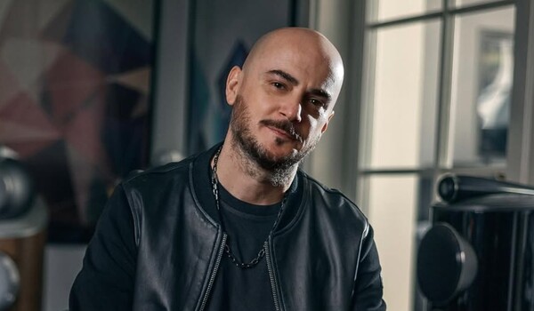 «Ο Αντρέι γλίτωσε, αλλά επέστρεψε να βοηθήσει» - Συγκίνηση για τον θάνατο του τραγουδιστή στη Βόρεια Μακεδονία