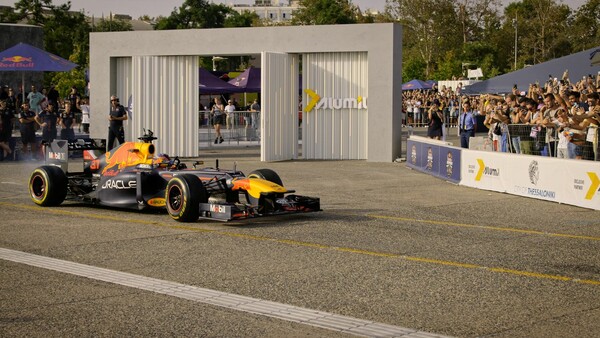 Red Bull Showrun by ALUMIL: Η Oracle Red Bull Racing έρχεται στην Αθήνα για ένα μοναδικό show
