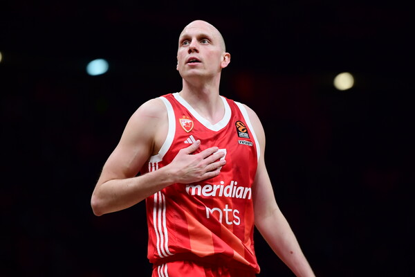 Ολυμπιακός: Ηττα στο ΣΕΦ με 81-73 από τον Ερυθρό Αστέρα