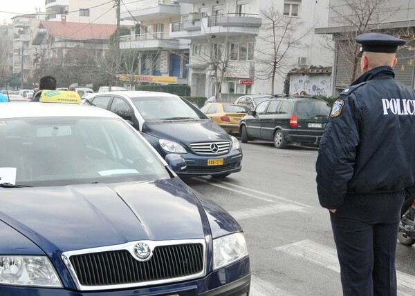Αεροδρόμιο «Μακεδονία»: Οδηγός ταξί συνελήφθη γιατί έκλεψε τσάντα 