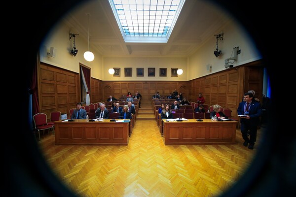 Προανακριτική για Τέμπη: Κατάθεση του Χρήστου Τριαντόπουλου ζητά η κυβερνητική πλειοψηφία