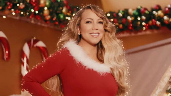 Λύθηκε η διαμάχη για το «All I Want For Christmas Is You» της Μαράια Κάρεϊ: «Δεν το έκλεψε»