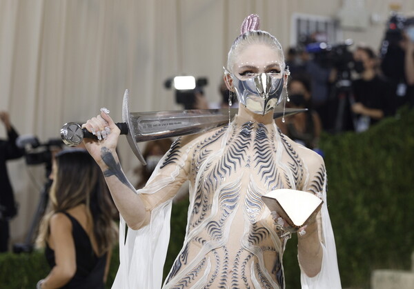 Η Grimes αποκάλυψε ότι πρόσφατα διαγνώστηκε με αυτισμό και ΔΕΠΥ