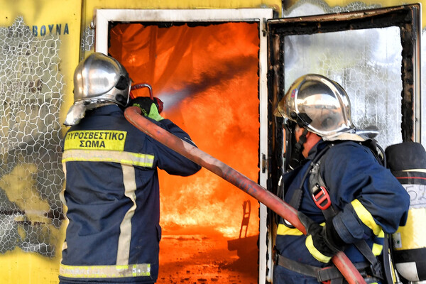 Μεγάλη φωτιά σε εργοστάσιο στη ΒΙ.ΠΕ Ηρακλείου - Ήχησε το 112 στην περιοχή