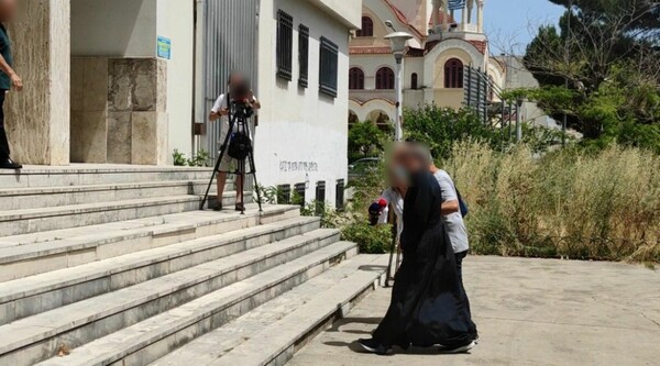Αγρίνιο: Παρέμεινε η καταδίκη των 27 ετών στον ιερέα για τους βιασμούς