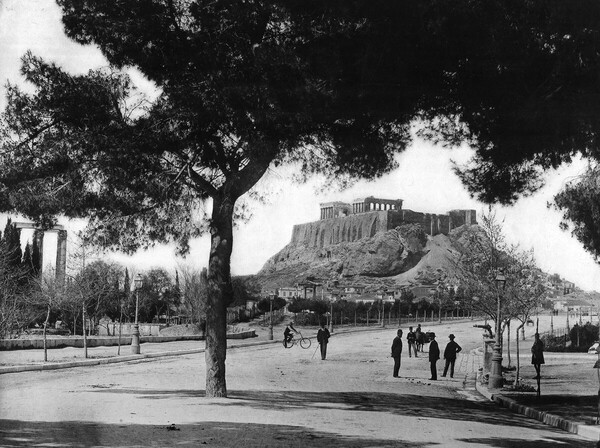 Για τον καπαμά και το φαγητό της Αθήνας του 1900