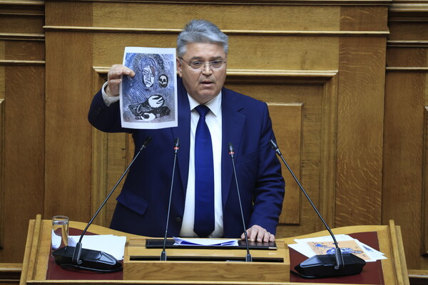 Ο Νατσιός υπερασπίζεται την επίθεση στην Εθνική Πινακοθήκη και αμφισβητεί το δικαίωμα της τέχνης