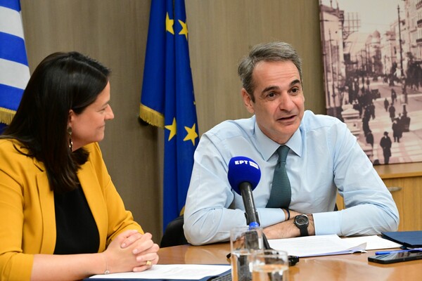 Μητσοτάκης από το υπουργείο Εργασίας: Στηρίζουμε το διαθέσιμο εισόδημα όλων των συμπολιτών μας