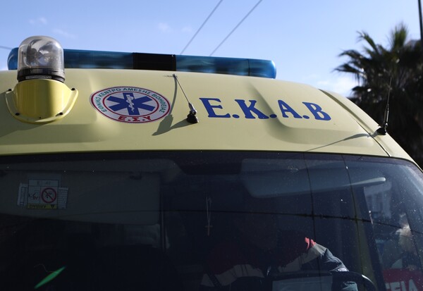 Θεσσαλονίκη: Τραυματίστηκε παιδί 21 μηνών σε λαϊκή όταν εκσφενδονίστηκε μαχαίρι 