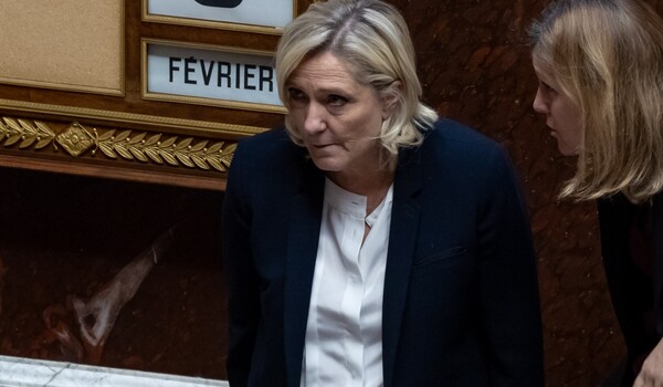 Απειλές από ψηφοφόρους της Λεπέν στη δικαστή που αποφάσισε την καταδίκη της