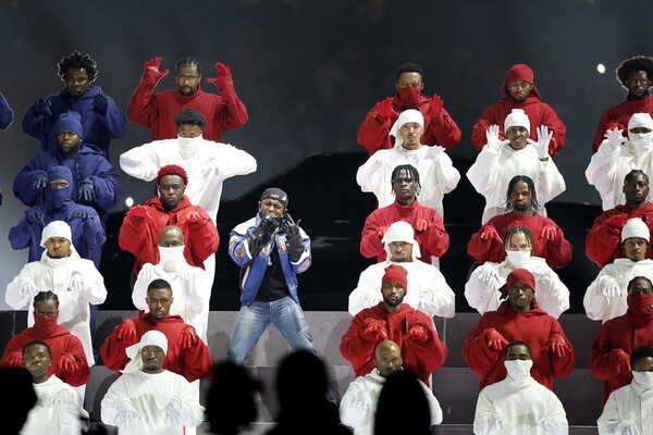Νέα σελίδα στο beef Drake - Λαμάρ: Δικαστήριο δίνει πρόσβαση στα συμβόλαια δίσκων