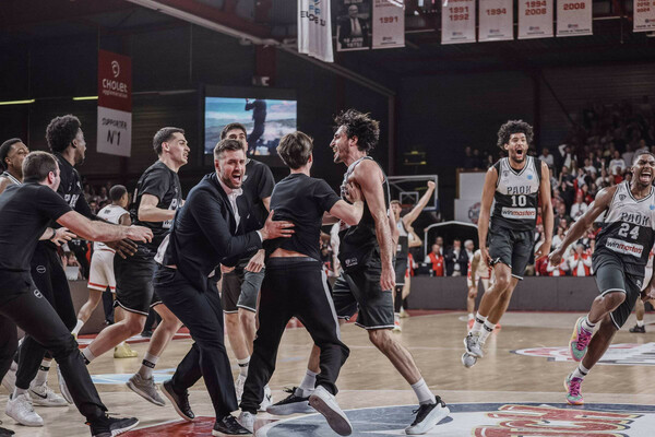 ΠΑΟΚ: Πήρε την πρόκριση στο FIBA Europe Cup - Αποθεωτική υποδοχή στο αεροδρόμιο 