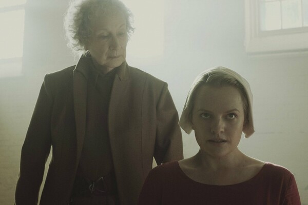 The Handmaid's Tale: Θυμωμένο κομψοτέχνημα