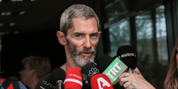Πλακιάς κατά Λακαφώση: «Ο εθνικός μας πραγματογνώμονας δεν άσκησε ποτέ το επάγγελμα του μηχανικού»