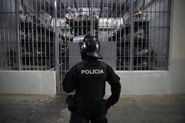 Αποκαλύψεις για τις απελάσεις του Τραμπ στο Ελ Σαλβαδόρ: Το 75% των μεταναστών δεν είχε ποινικό μητρώο