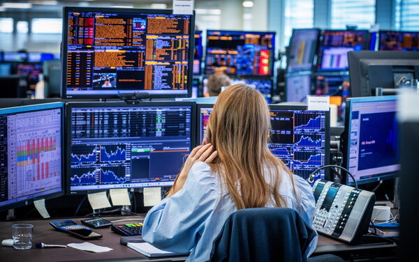Moody's: Ποιες ευρωπαϊκές χώρες θα πληγούν περισσότερο από τους δασμούς Τραμπ