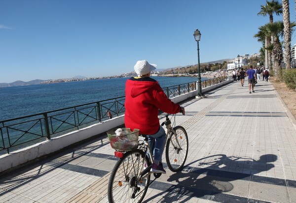 Καιρός σήμερα: Ανεβαίνει η θερμοκρασία, πόσο θα φτάσει σε Αθήνα και Θεσσαλονίκη