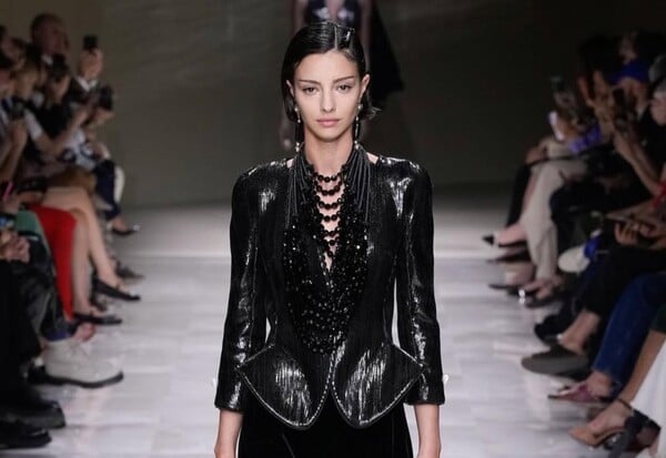 Λούσι Μάρκοβιτς: Πέθανε το μοντέλο των Armani και Versace, σε ηλικία 27 ετών