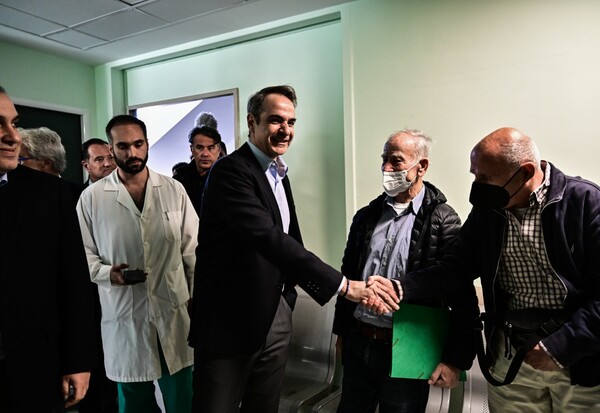 Μητσοτάκης από Τζάνειο: Χτίζουμε βήμα -βήμα ένα νέο ΕΣΥ